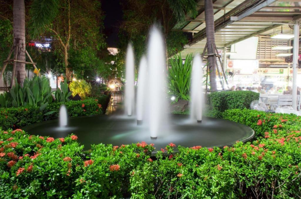 B2 Udon Thani Boutique And Budget Hotel Buitenkant foto