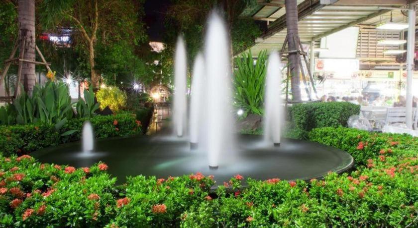 B2 Udon Thani Boutique And Budget Hotel Buitenkant foto