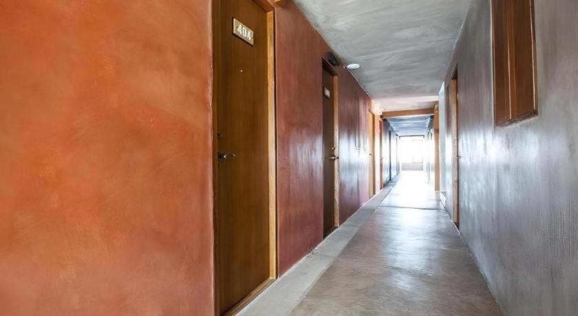 B2 Udon Thani Boutique And Budget Hotel Buitenkant foto