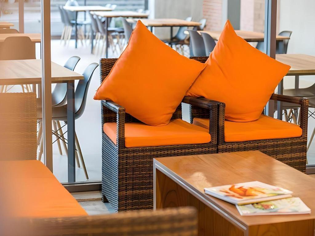 B2 Udon Thani Boutique And Budget Hotel Buitenkant foto